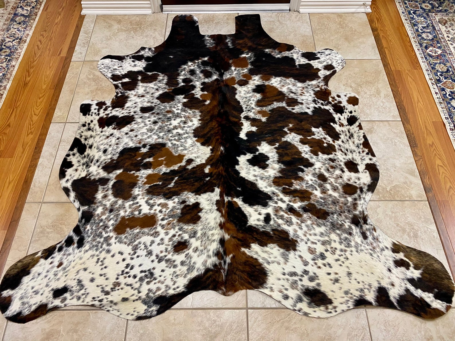 Colmbian Rug With Patterns Colombian Cowhide Fur Rug - Natural Exotic Spots - XL/JUMBO – Western ...