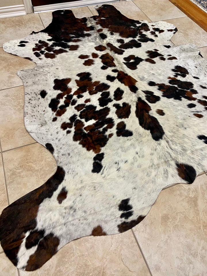 Colombian Cowhide Fur Rug - Natural Exotic Spots - XL/JUMBO (A11)